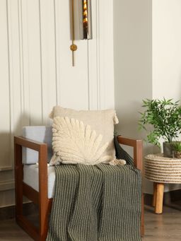 Sashaa World - Leaf Tufted Cushion Cover