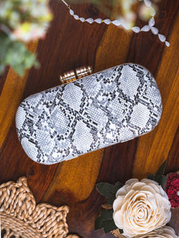 NR by Nidhi Rathi - Printed White Clutch