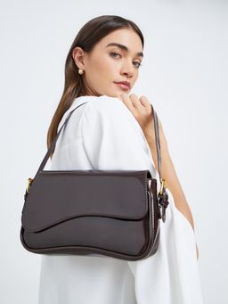 Styli - Women's Patent Hardware Handbag - Brown
