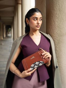 Zouk - Arika Zipper Wallet - Bidri Kaiser