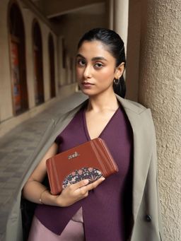 Zouk - Arika Zipper Wallet - Kashmir Blooms
