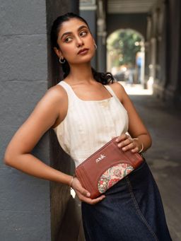 Zouk - Arika Zipper Wallet - Mughal Art Multi-Color