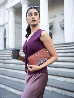 Zouk - Arika Zipper Wallet - Royal Indian Peacock Motif