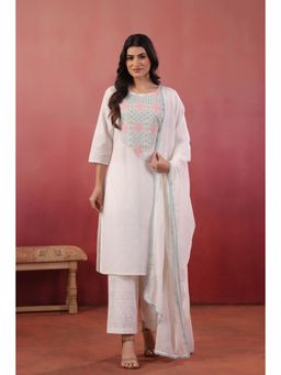 SAVI - Women White Pure Cotton Kurta with Pant and Dupatta