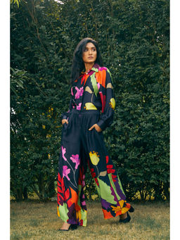 Studio Moda India - Black Printed Raglan Sleeves Co-Ord (Set of 2)