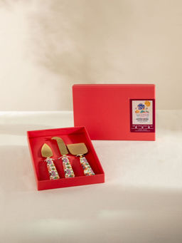 Freedom Tree - Gypsy Rose Enamel Painted Steel Cheese Set (Set Of 3)