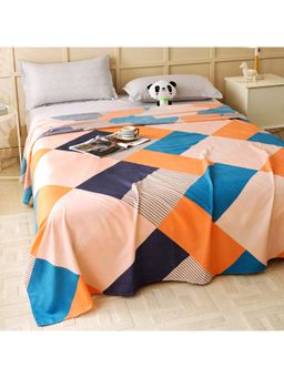 Story@Home - 160 Tc Peach Abstract Microfiber Double Size Bedsheet with 2 Pillow Covers (Queen)