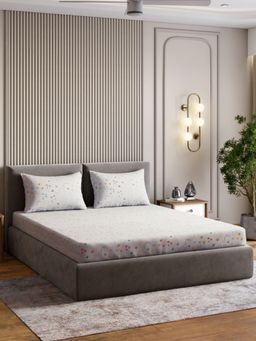 Haus & Kinder - Signature Combed 210 Tc King Fitted Bedsheet, Wildflower Whimsy, Multi-color