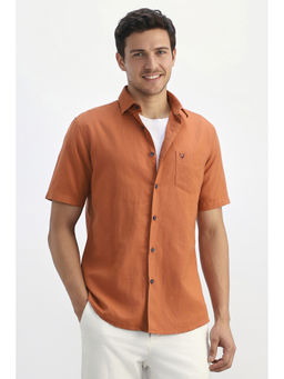 Allen Solly - Men Orange Regular Fit Solid Half Sleeves Shirt