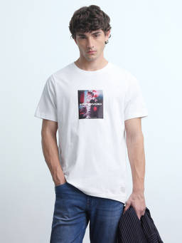 Flying Machine - Men White Graphic Printed Regular Fit T-Shirt