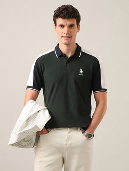 U.S. POLO ASSN. - Men Green Solid Slim Fit Polo Shirt