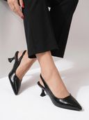 Black color option, Sold out, Currently selected