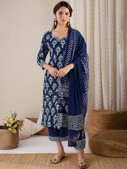 Gahan - Womens Navy Blue Printed Kurta with Pant & Dupatta