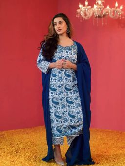 Gahan - Womens Navy Blue Floral Printed Kurta with Pant & Dupatta