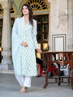 Gahan - Womens Blue Floral Printed Kurta with Pant & Dupatta