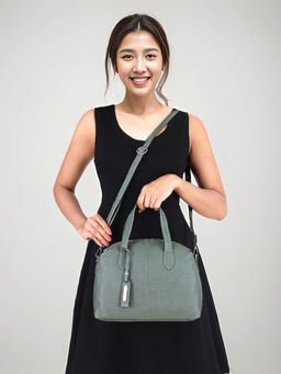 Toteteca - Unlined Shoulder Bag