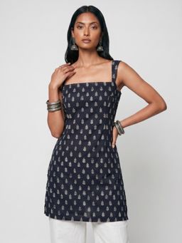NISHORAMA - Black Nitara Wide Shoulder Strap Kurti