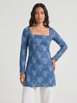 NISHORAMA - Blue Reet Blue Floral Sleeved Corset Kurti