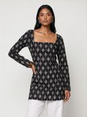 Black color option, Currently selected