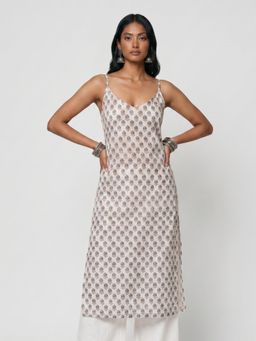 NISHORAMA - White Kavya Long Kurta