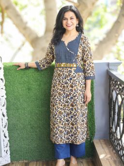 DESI SANDOOK - Woman's Multicolor Angrakha Yoke with Mirror Kalamkari Kurta
