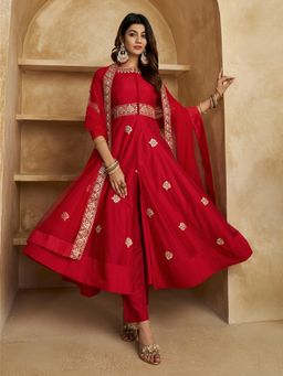 INDDUS - Red Women Zari Sequins Motifs High Slit Kurta with Pant and Dupatta