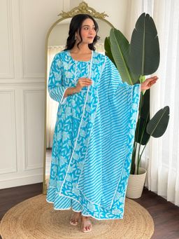 SIJOPA - Turquoise Blue Cotton Floral Printed Kurta Set