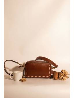 FAVORI - Brown Odette -Leather Crossbody Bag