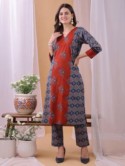 Shaily - Women Red and Blue Floral Printed Kurta with Pant (Set of 2)