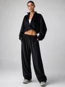 Black color option, Sold out, Currently selected