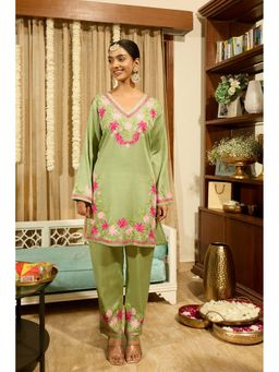 HOUSE OF KARI - Green Cotton Embroidered V-Neck Kurta with Pant