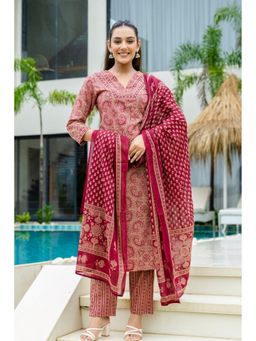 Kohsh - Women Maroon Straight Mul Cotton Kurta with Pant and Dupatta