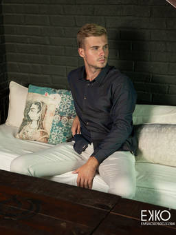 EKKO - Men Brownish Blue Slim Fit Cotton Casual Shirt