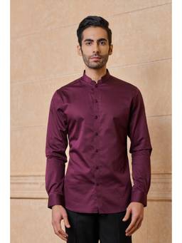 TASVA - Men Wine Solid Casual Shirt