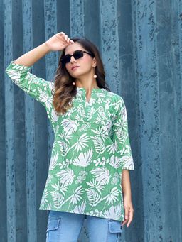 KAFTANIZE - Green Leaf Print Pintuck Kurti