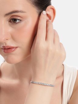 Estele - Trendy Crystal Kada Bracelet