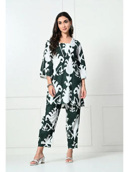 Laado - Green Pure Cotton Ikkat Print Kurta with Salwar (Set of 2)