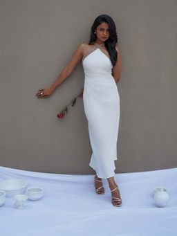 BILANG - White Oasis Solid Dress