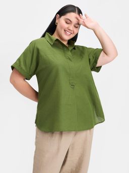 Virgio - Green Solid Linen D-Ring Utility Collared Top for Women