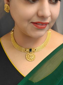 GRIIHAM - Premium Gold Finish Necklace Set