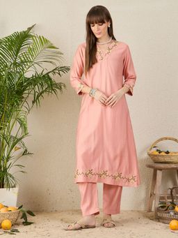 Indo Era - Women Peach Solid Embroidered Straight Kurta with Pant