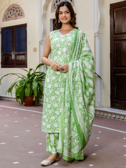 Indo Era - Women Green Floral Printed Straight Kurta with Pant and Dupatta