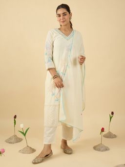 Indo Era - Women Off White Floral Embroidered Kurta with Pant and Dupatta