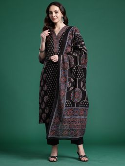 Indo Era - Women Black Floral Printed Straight Kurta with Pant and Dupatta