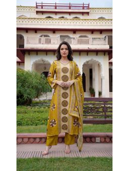 WOOMN - Yellow Geometric Panel Printed Kurta with Pant and Dupatta