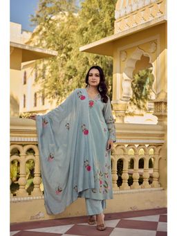 WOOMN - Blue Embroidered Chanderi Kurta with Pant and Dupatta