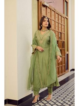 WOOMN - Green Embroidered Russian Tissue Kurta with Pant and Dupatta