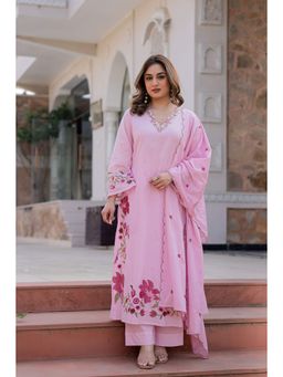 WOOMN - Pink Embroidered Cotton Mul Kurta with Pant and Dupatta