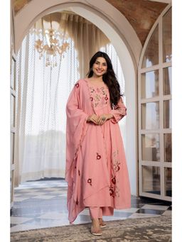 WOOMN - Pink Floral Embroidered Pintuck Flared Kurta with Pant and Dupatta