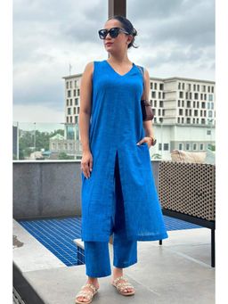 Sutra Art of Clothing - Teal Blue Pure Cotton Kurta And Pant Set